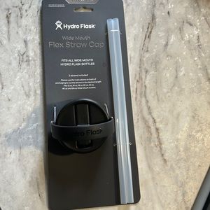 Hydro Flasks wide mouth flex straw cap. New